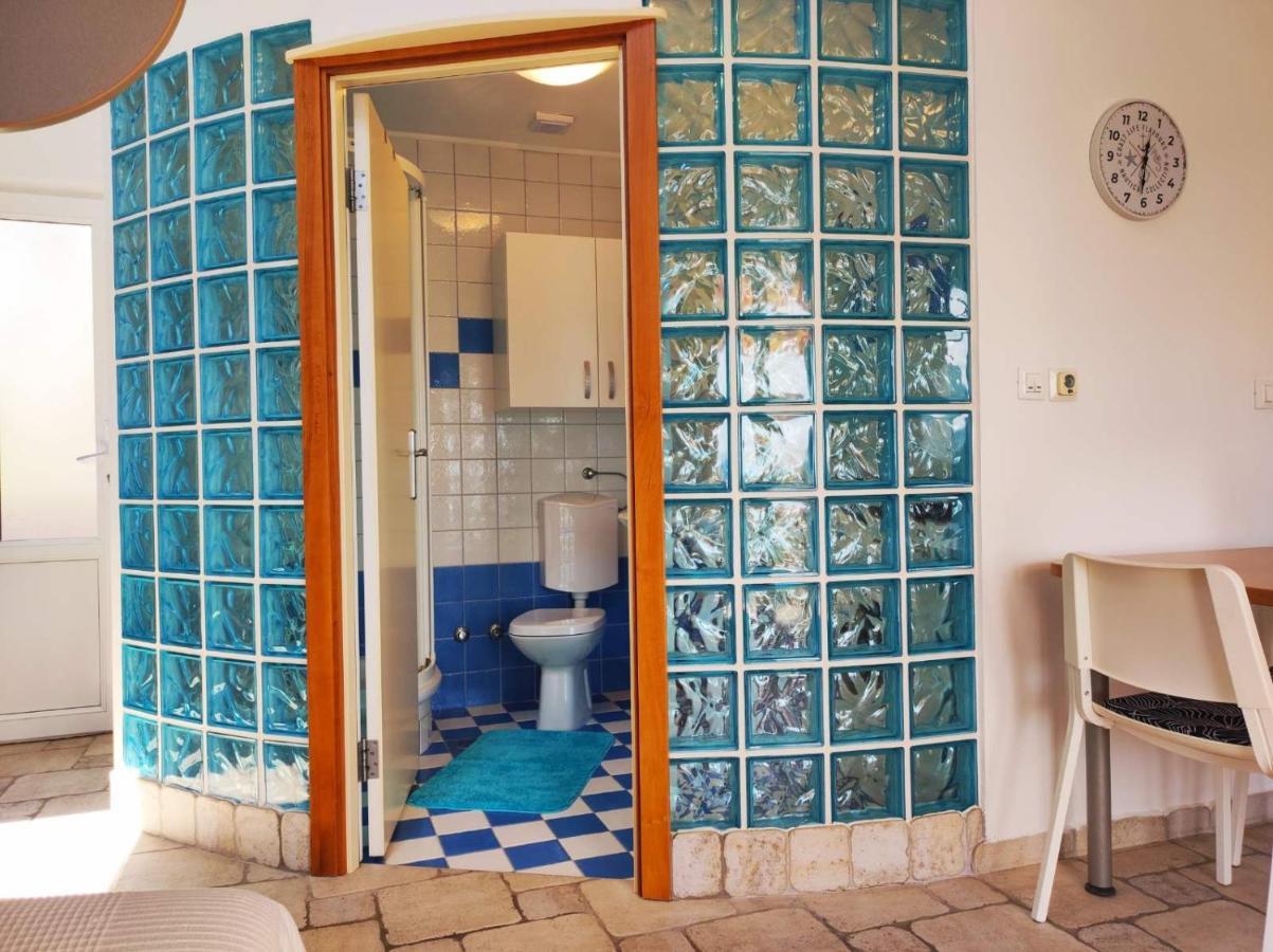 Lavanda Apartment Крк Экстерьер фото