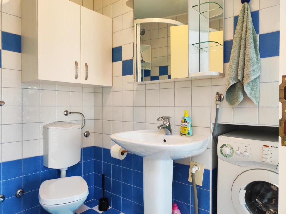 Lavanda Apartment Крк Экстерьер фото
