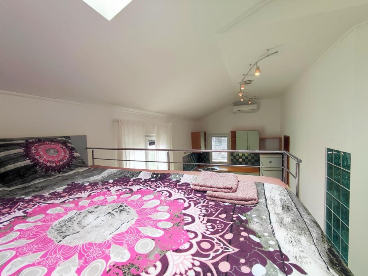 Lavanda Apartment Крк Экстерьер фото
