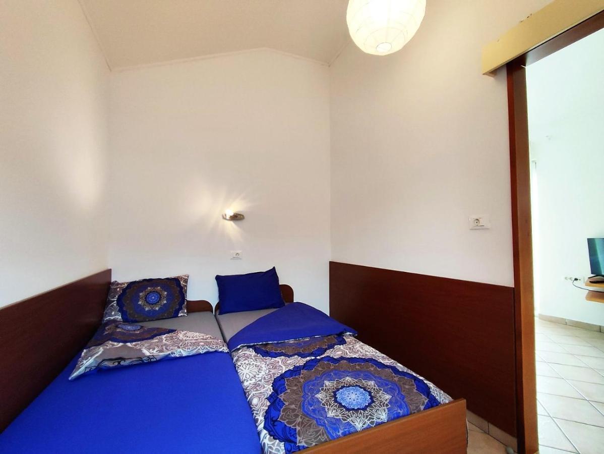 Lavanda Apartment Крк Экстерьер фото